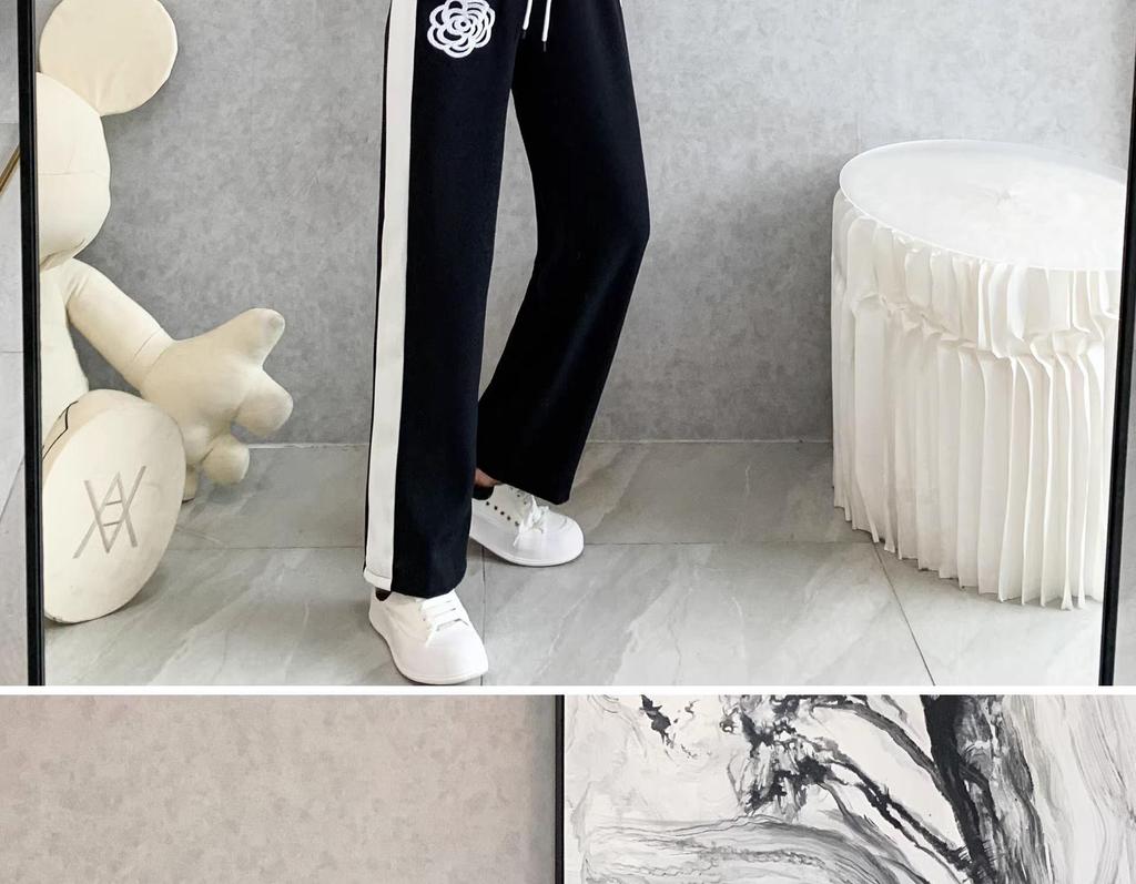Elegant Women's Summer Casual Suit: Stylish Wide-Leg Pants Two-Piece Set for an Age-Reducing Street Style.