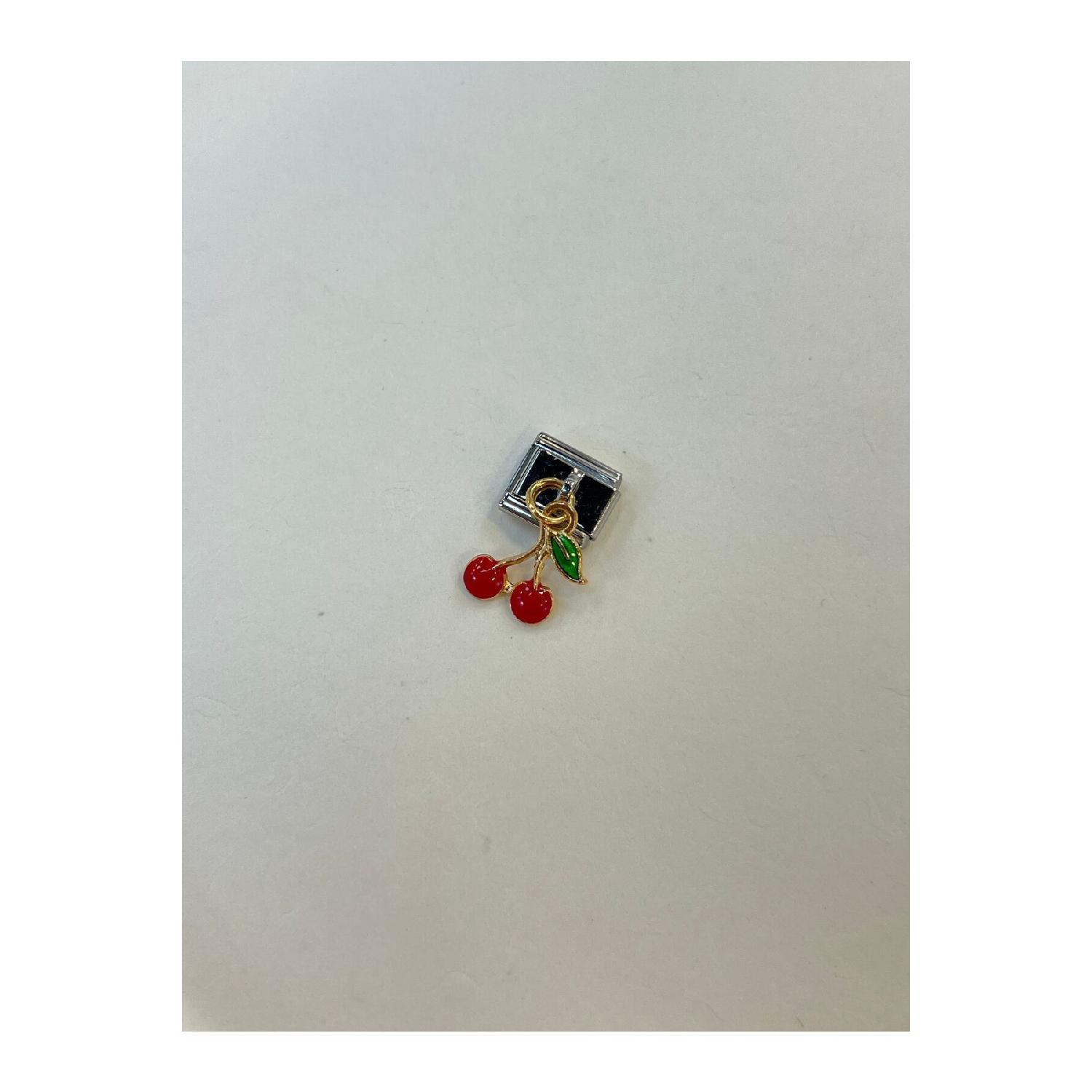 

Итальянский браслет Cherry Steel Charm 1 серебряный