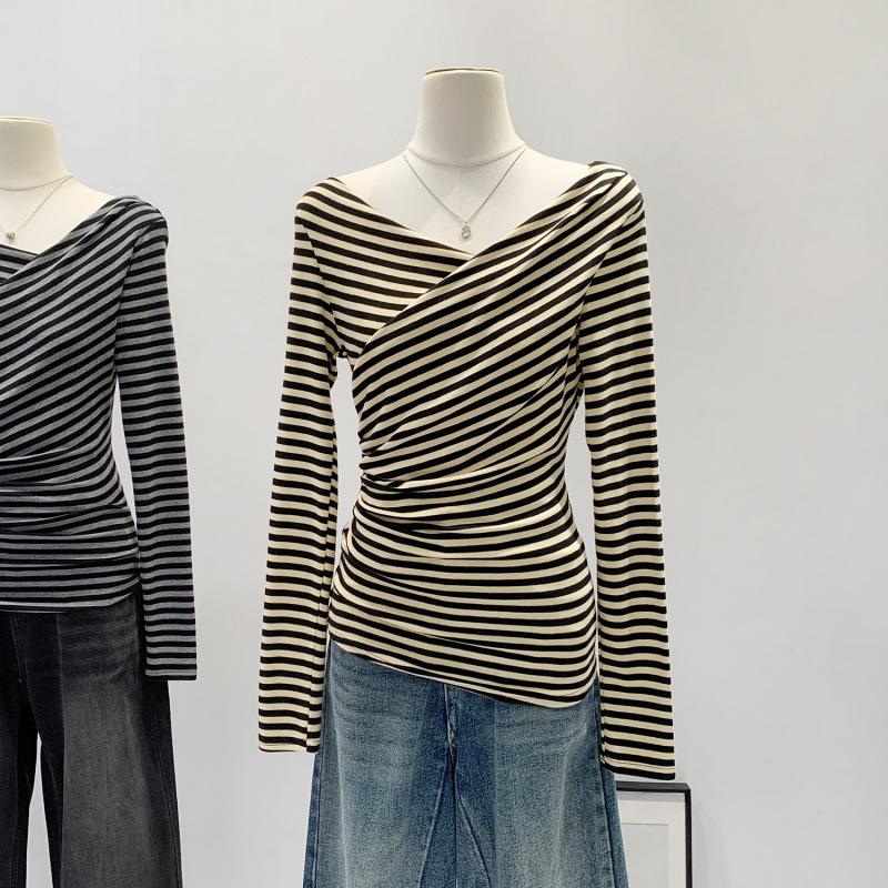 Chic Striped One-Shoulder Long-Sleeved Women s T-Shirt for Autumn/Winter: Unique, High-End Base Layer Top Extra Large