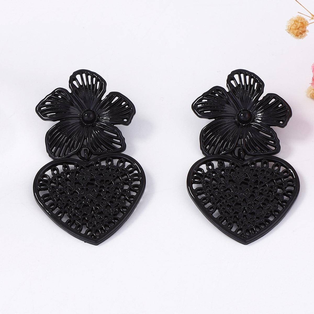 

Exaggerated fashion alloy spray paint hollow raffia flower heart earrings elegant party banquet women чорний