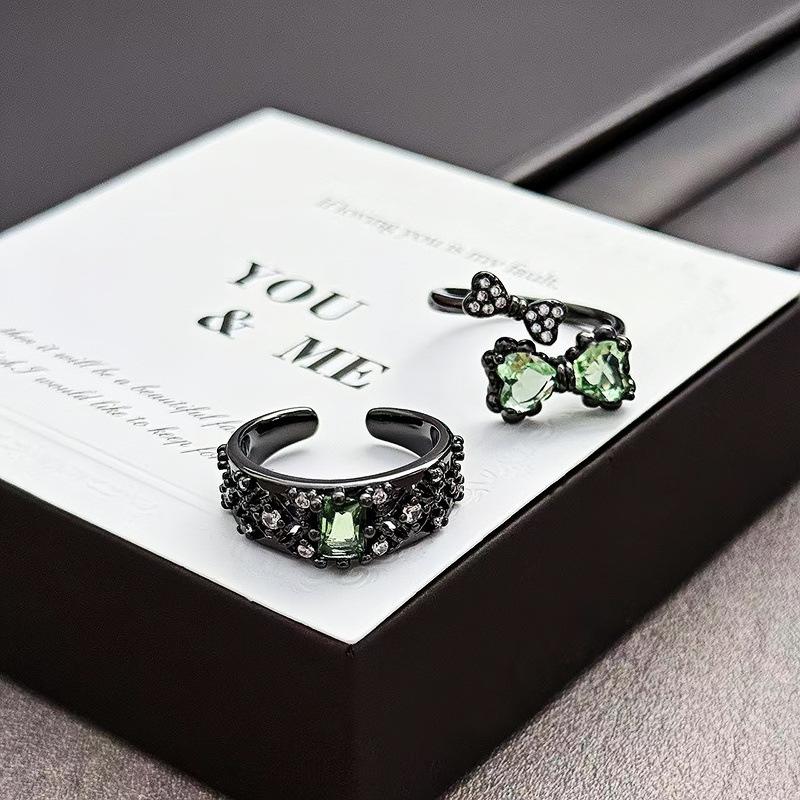 Wind Dunkelgrün Diamant Unregelmäßiger Bogen Mode Offener Ring Geschlechtsneutral Wind Leichter Luxus Punk Ring Frauen