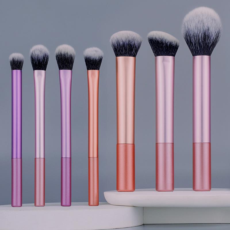 8-Piece Professional Makeup Brush Set: Powder, Concealer, Eyeshadow, Includes Picture Package