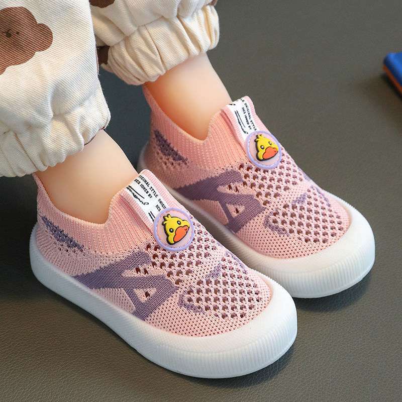 Kinder Sportschuhe Fly-gewebt weichsohlig leicht Jungen und Mädchen Baby Mesh atmungsaktiv Schuhe ein Pedal Kinder atmungsaktiv Mesh Schuhe