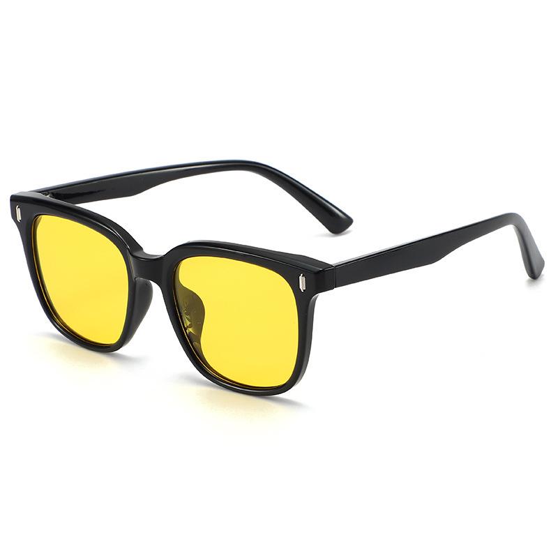 Women's Retro Small Frame Polarized Sunglasses - High-End Design, Slimming Effect, Ideal for Driving and Students