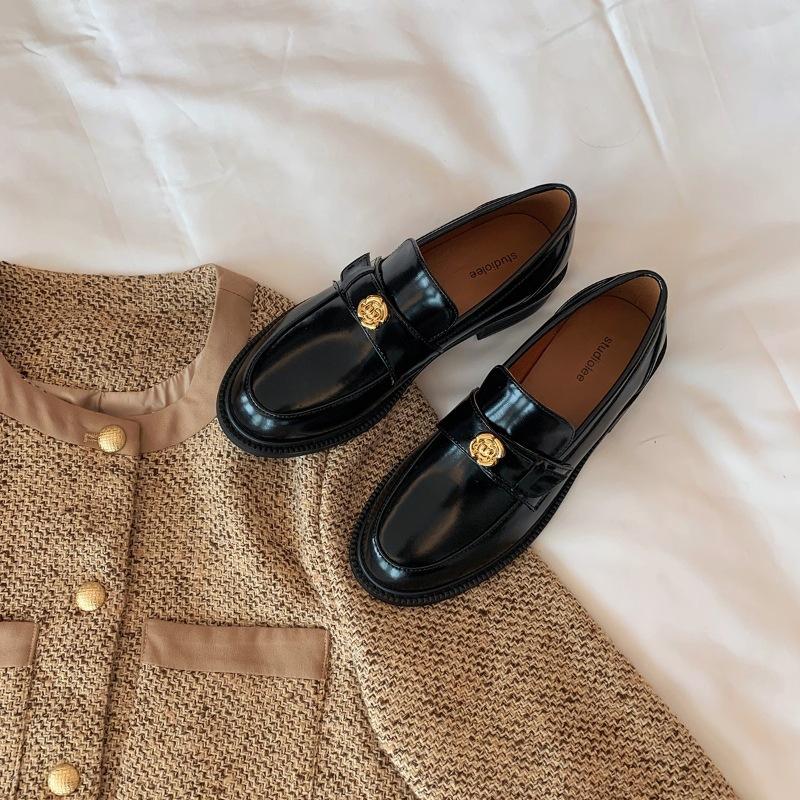 

Виноградная мать studiolee осенне-зимние туфли на платформе из бархатной кожи с одной педалью на толстом каблуке маленькие кожаные туфли для женщин 40 чёрный