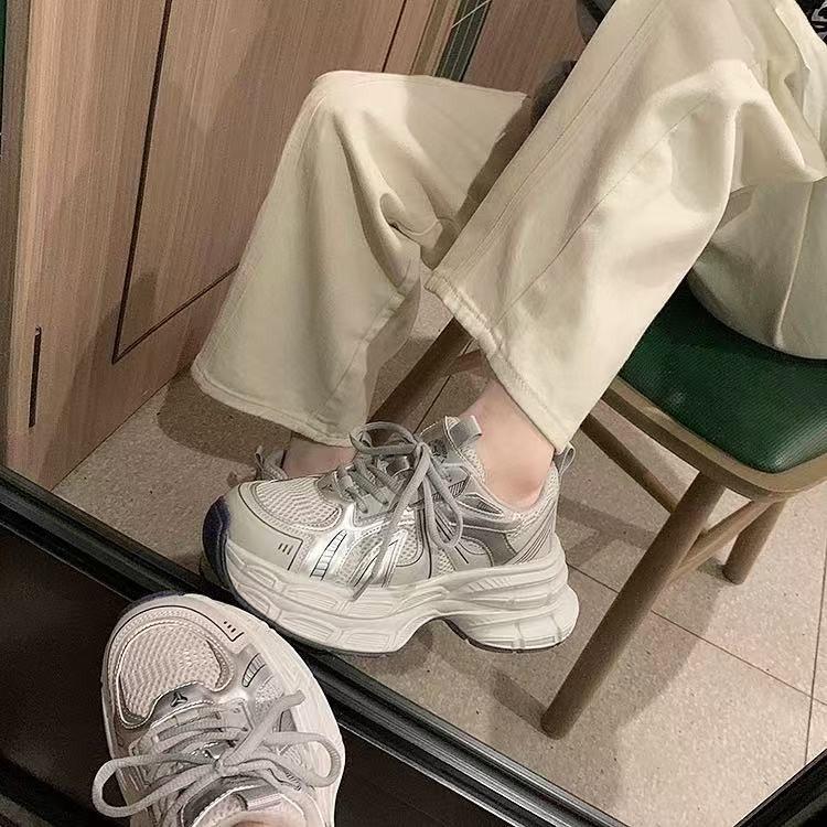 2025 spring small sports shoes ultra-light breathable thick-soled heightening casual shoes women's versatile Ankola red dad shoes