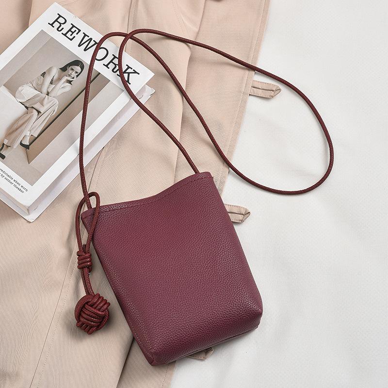 

Mobile phone bag with niche texture mini small bag for women new simple casual Korean fashion versatile crossbody bag