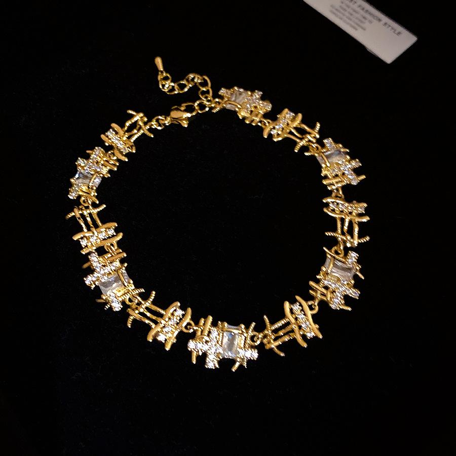 Korean Style Cubic Zirconia & Pearl Flower Bracelet - Elegant, Versatile Jewelry for Women