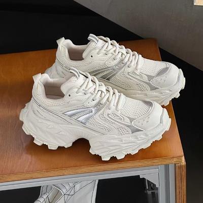 Leren mode zomer mesh ademend platform hardloopsneakers dames niche origineel hoogteverhogend casual dad schoenen