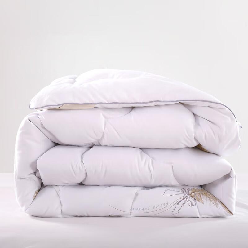 Plover Feather-light Skin-friendly All-Season Quilt