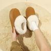 Fleece thickened snow boots women's winter new thick-soled short tube one-pedal lazy large-size cotton shoes