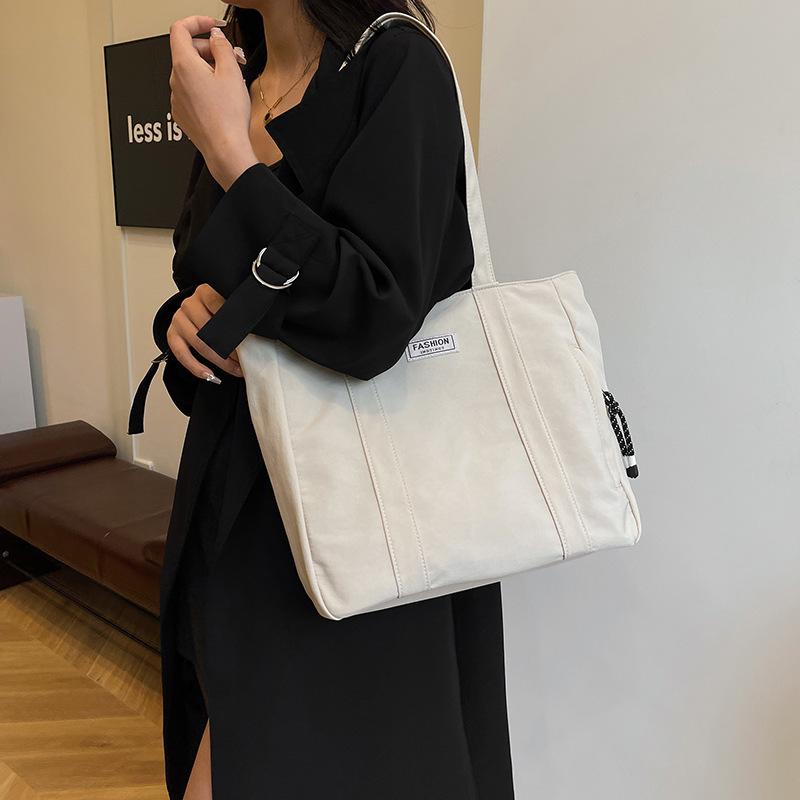 Simple Solid Color Nylon Shoulder Bag, Women's Commuter To Work, Large-capacity Tote Bag, Fashionable Portable Small Fresh Bag