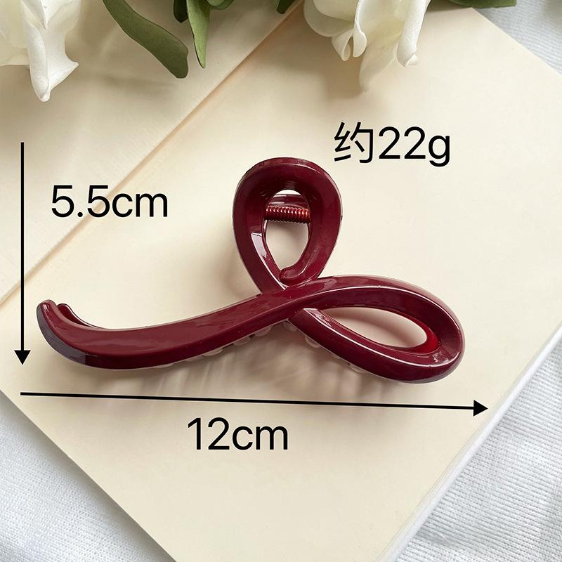 Acrylic Geometric Red Hair Claw for Women, Hair Styling Claw, Shark Clip, Back of Head Hair Accessory, Hairpin