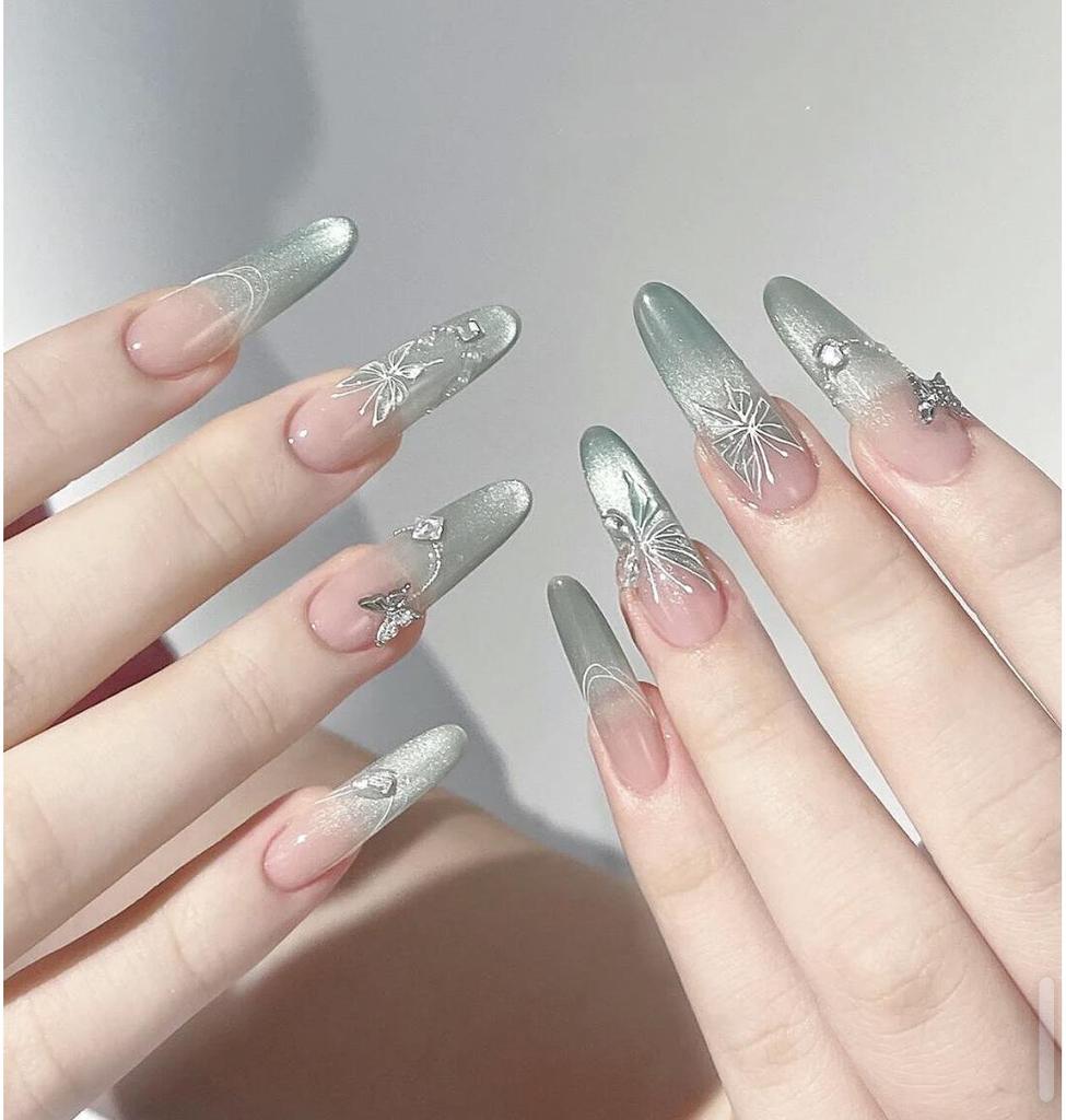 Super Flash Style: High-Class Aura Cat Eye Handmade Nail Tips for Young Ladies