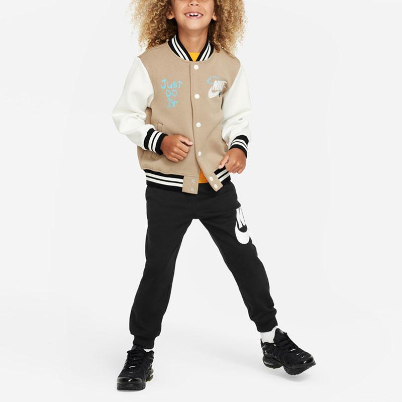 Nike Μπουφάν Πλεκτό Casual με Χρωματικές Ενότητες και Τύπωμα Γραμμάτων Παιδικά Μπουφάν Χακί FV3042-247