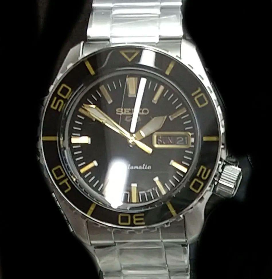 [USED] Extremely popular model: Seiko 5 Sports SBSA261