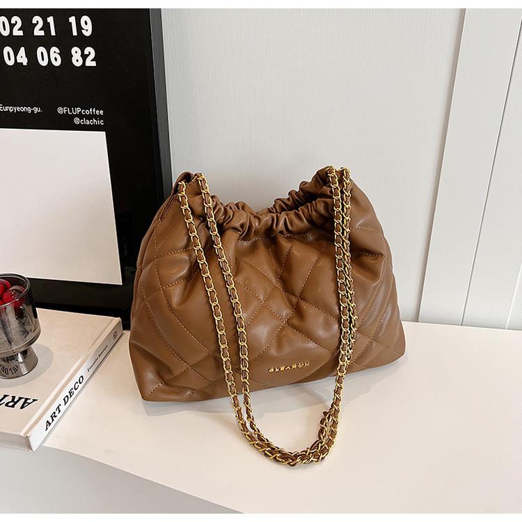 IELGY Large-Capacity Diamond Casual Trendy Fashion Tote Bucket Bag All-Match Chain Shoulder Female Bag