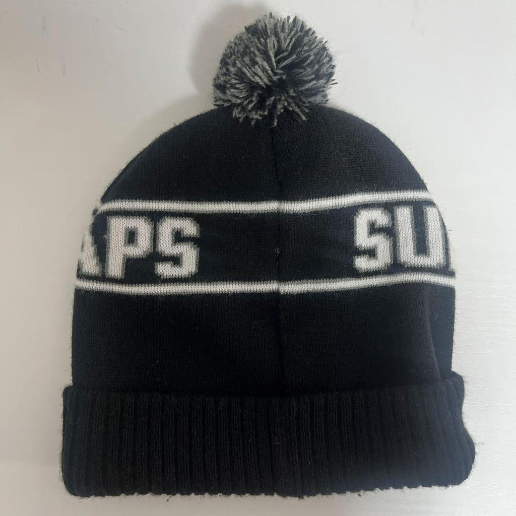 [USED] 21AW supreme × wtaps BEANIE Beanie Pom-Pom