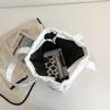 New Fashiable Flow Large Capacity Casual Lightweight Nyl Handbag Ladies Fashiable Street One Shoulder Package