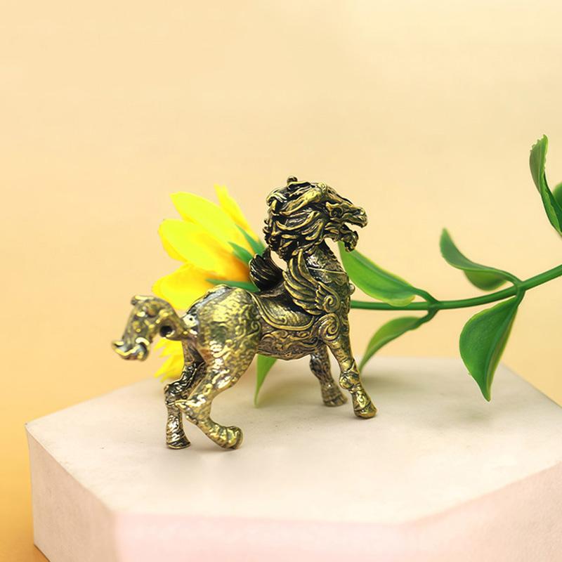 Running War Horse Sculpture Ornaments Retro Brass Zodiac Animal Feng Shui Small Statue Office Desk Home Decorations Figurines