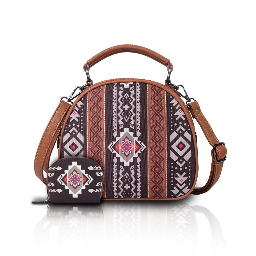 This Bohemian-style Two-piece Shell Handbag Has A Large Capacity and Is Suitable for Commuting To Work