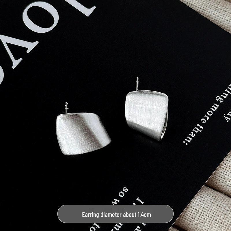 Trendige kleine vielseitige Ohrstecker für Frauen - Kreatives Hip-Hop-Influencer-Design