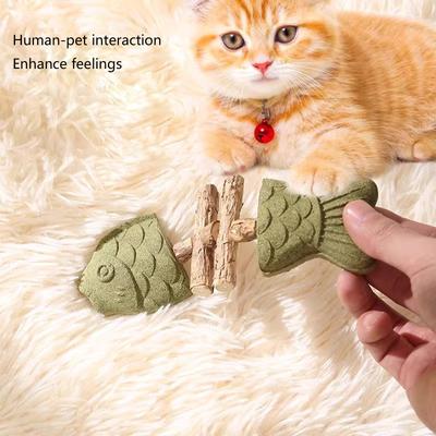 Realistic Fish Shaped Cat Chew Toy Durable Teething Bone For Kittens With Silvervine And Catnip