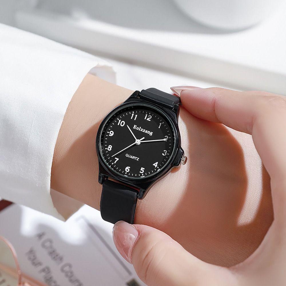 Casual Kids Quartz Watch Multi-color Quartz Clock Fashion Student Wristwatch  For Men and Women