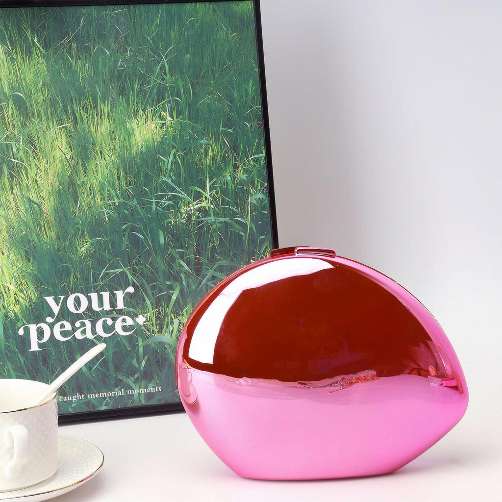 2025 Glänzendes Gold Metallic Gänseei Acryl Clutch