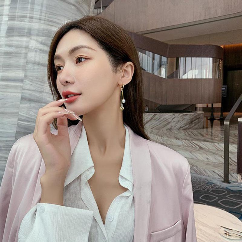 Trendy Gold Color Heart Lock Long Pearl Dangle Earrings for Women Korea Asymmetrical Love Heart Drop Earing Fashion Jewelry