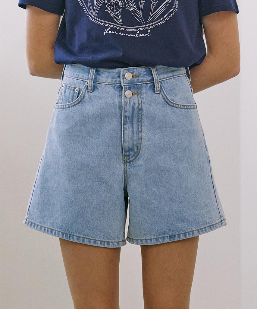NONLOCAL Button Detail Denim Shorts - Light Blue