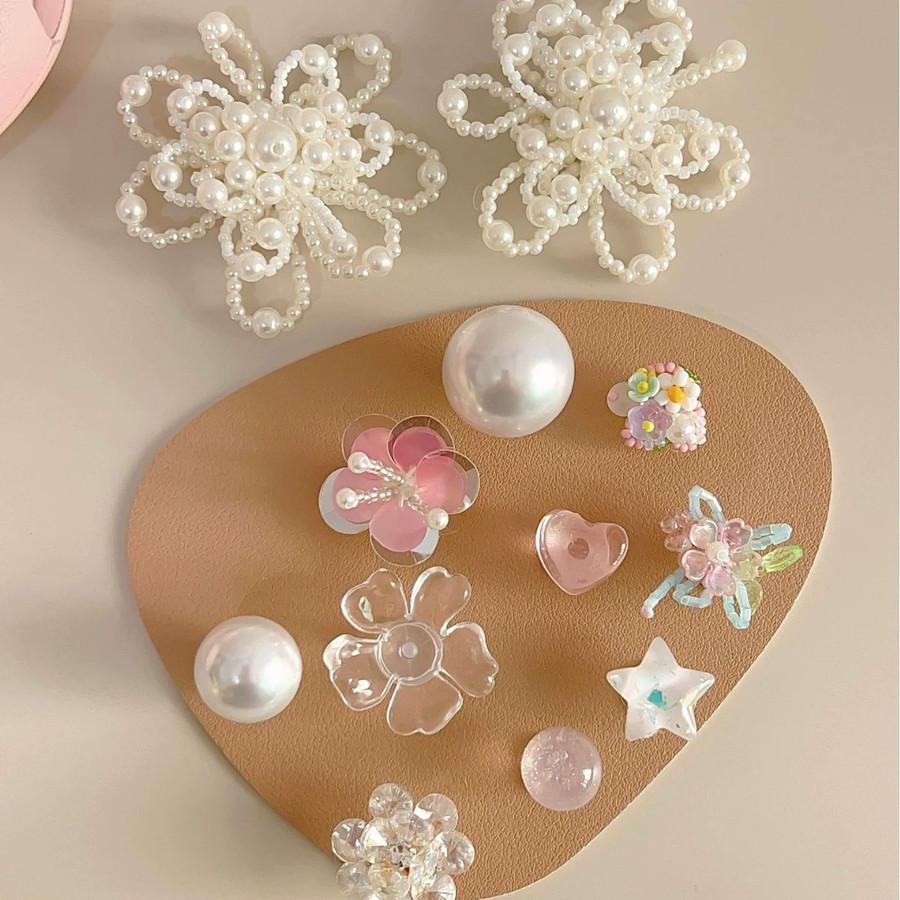 12 Stück/Set Handgefertigte Perlenschnalle Gelee-Schuhe Dopamin-Kristallschuhe Zubehör DIY Dekorative Schuhblume Hausschuh-Schnallen