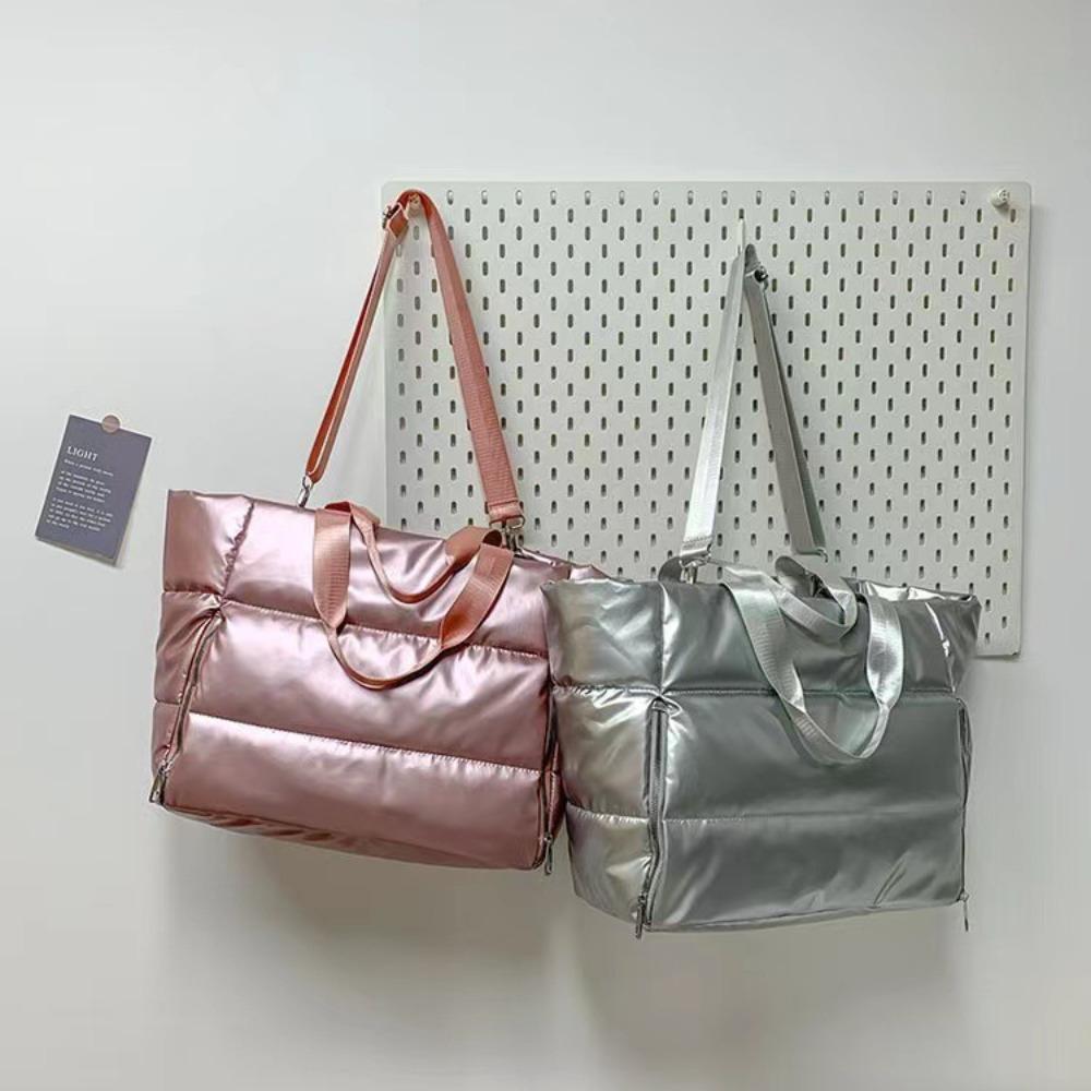 New large-capacity portable fashion travel bag casual solid color sports fitness bag shoulder handbag
