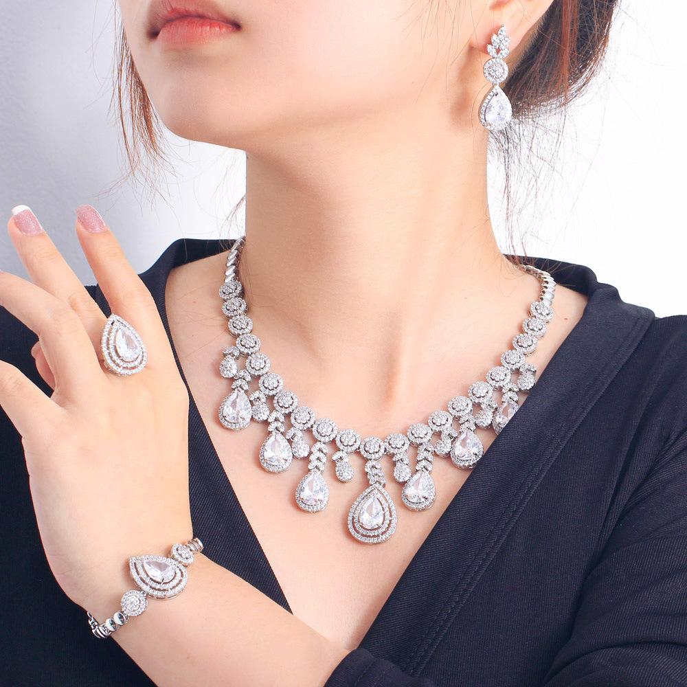 Women'S Zircon Four-Piece Chain Bridal Wedding Dress Dinner Dress Necklace Earrings Ring Bracelet Set