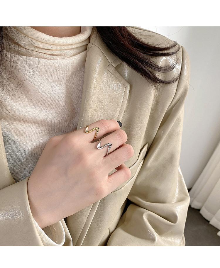 Silver S925 Distinctive Ring For Women In Korean Trendy Style With Adjustable Wave Design Triangle