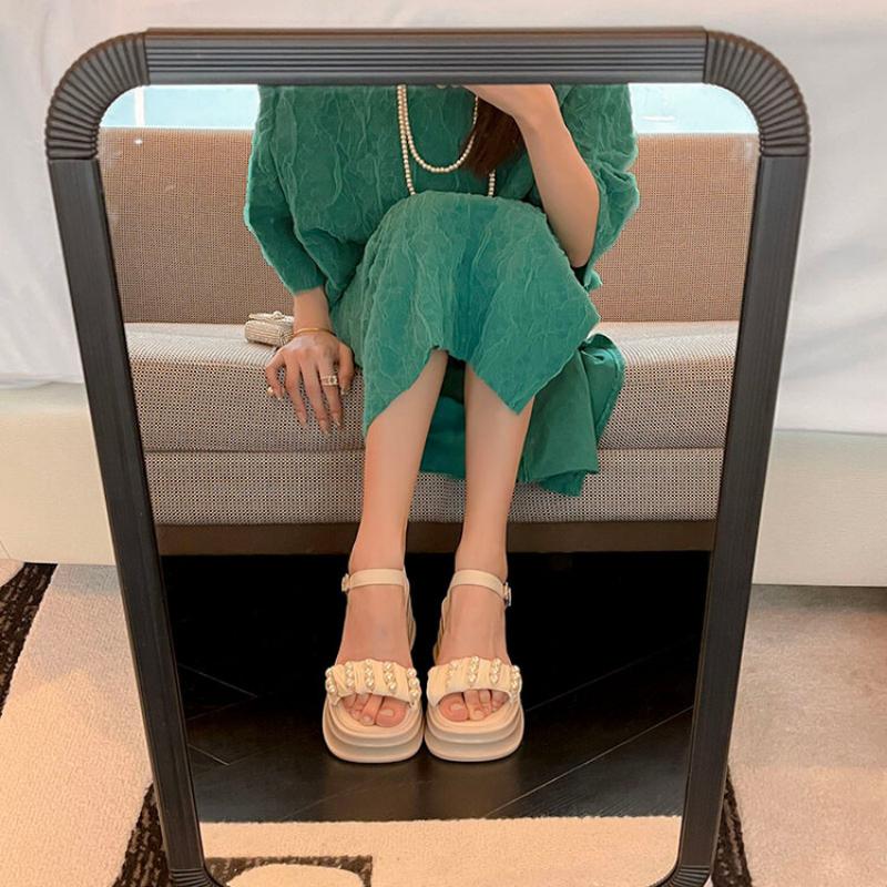 Módní temperamentní sandály 2024 léto nové korálkové všestranné jednoduché silná podrážka zvýšené dámské pohodlné jednoduché boty