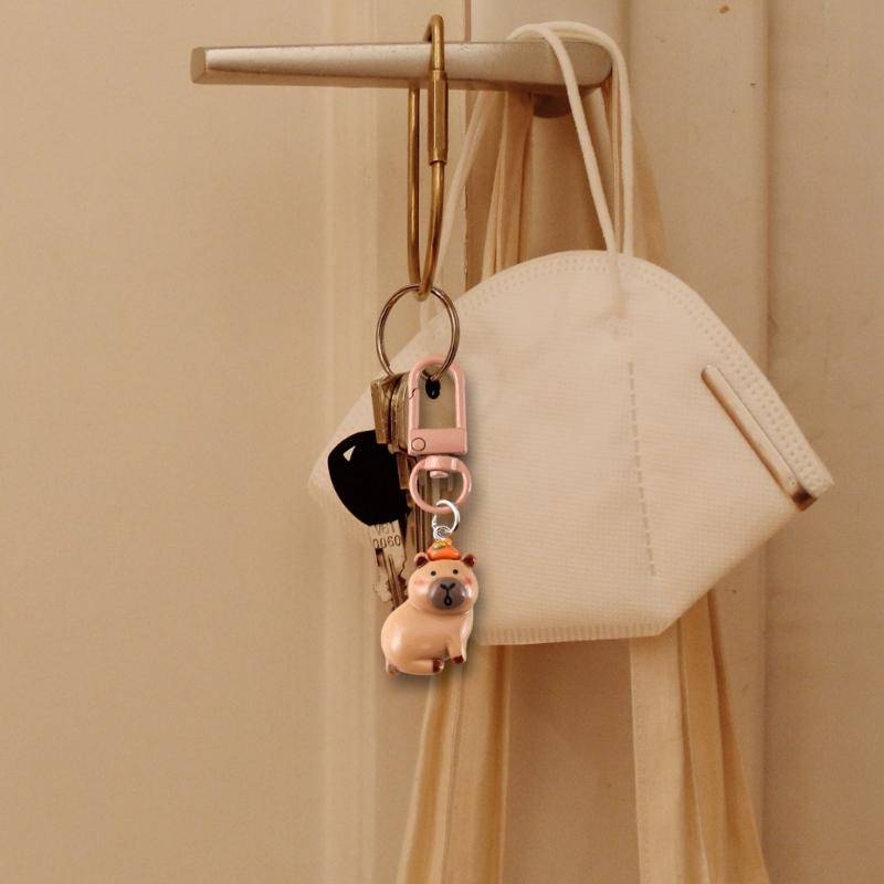 Fashionable Elegant Color Capybaras Keychain Charm Lovely Dress Up Sturdy Resin Pendant for Bags and Keys Decoration