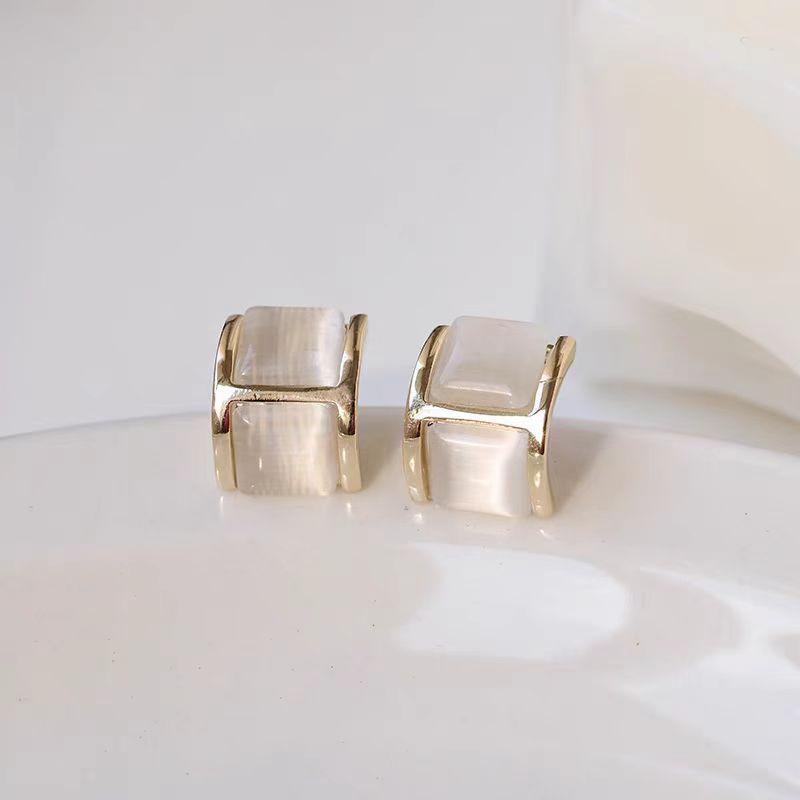 Diamond-set Love Opal Stud Earrings Design High-end Summer Earrings Niche Light Luxury High-end Versatile Earrings Jewelry