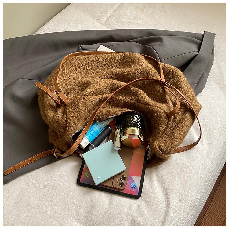 Women's 2025 Versatile Large Tote Bag - Autumn/Winter Single Shoulder Handbag