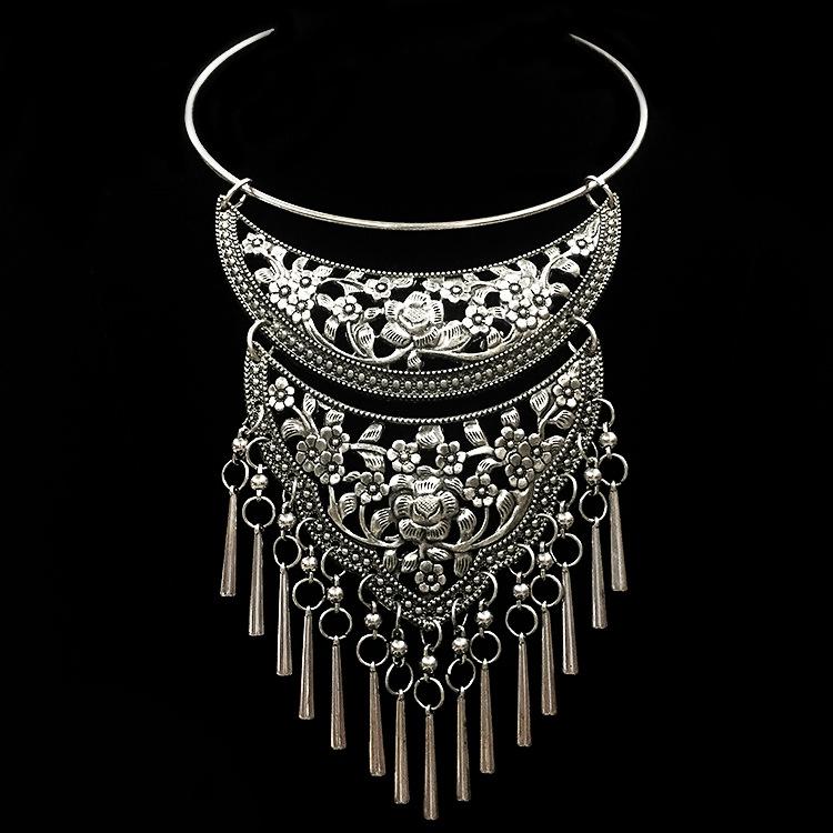 

Landie ethnic style Thai retro exaggerated boho style collar Dai Miao silver openwork necklace factory direct sales