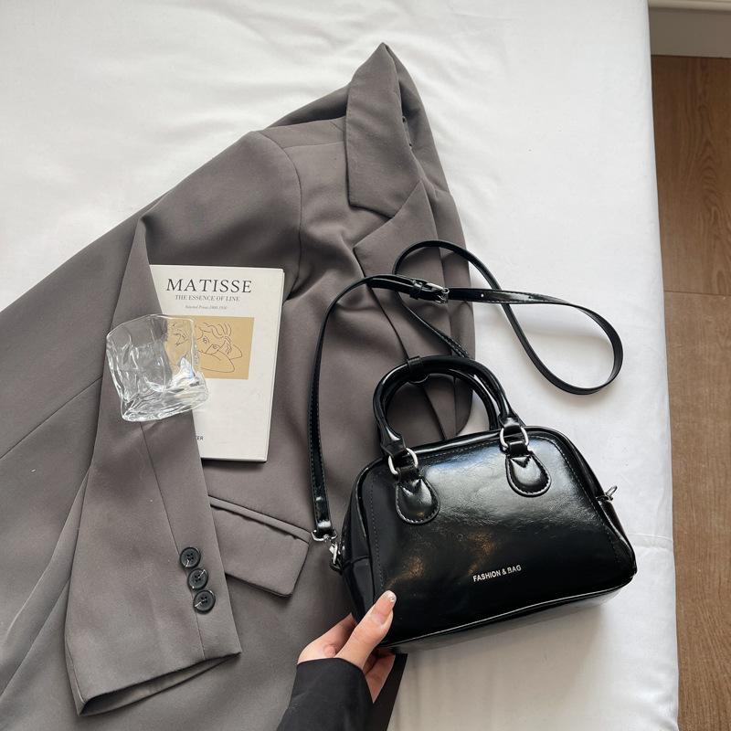 

Премиальная сумка-тоут женская новая текстура повседневная мода на плечо мессенджер маленькая квадратная сумка