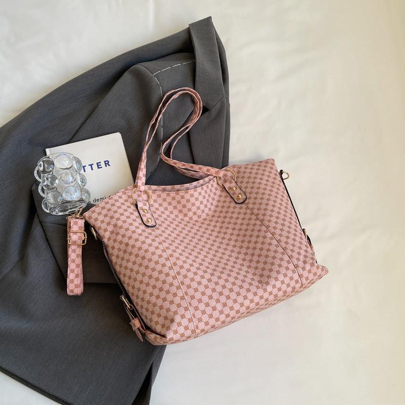 Stylish Large Capacity Tote Bag For Women In Trendy Korean Design Perfect For Everyday Use