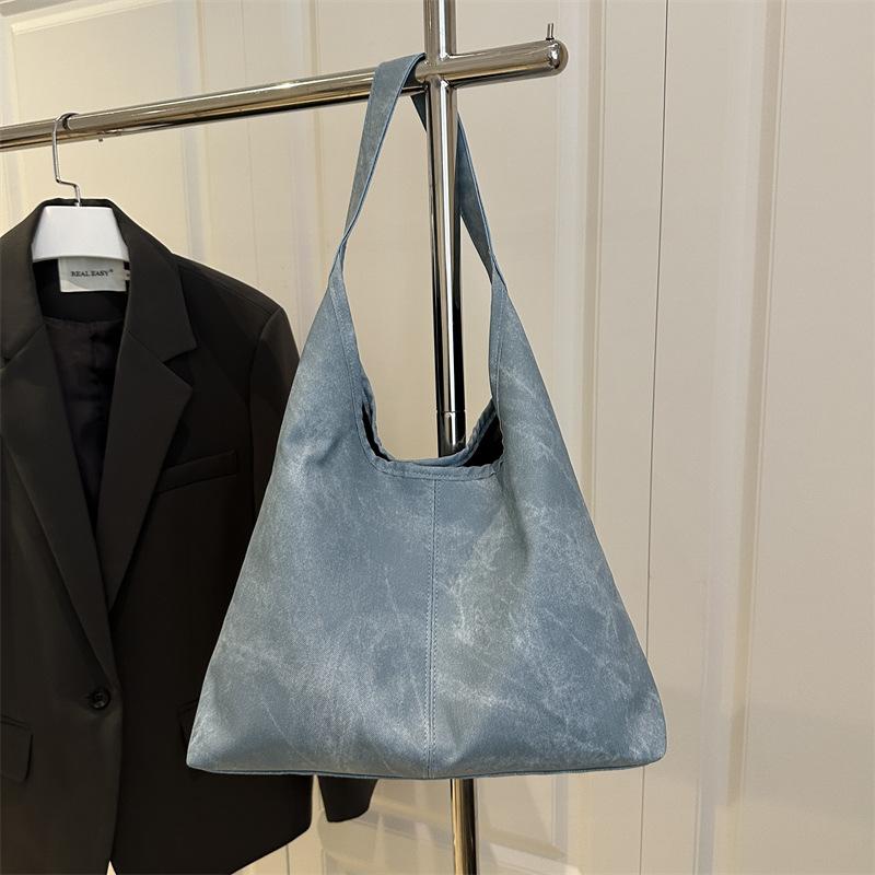 Simple Casual Korean Version Bag Women's 2025 Summer New Trend Fashion Shoulder Bag Large Capacity Commuter Tote Bag