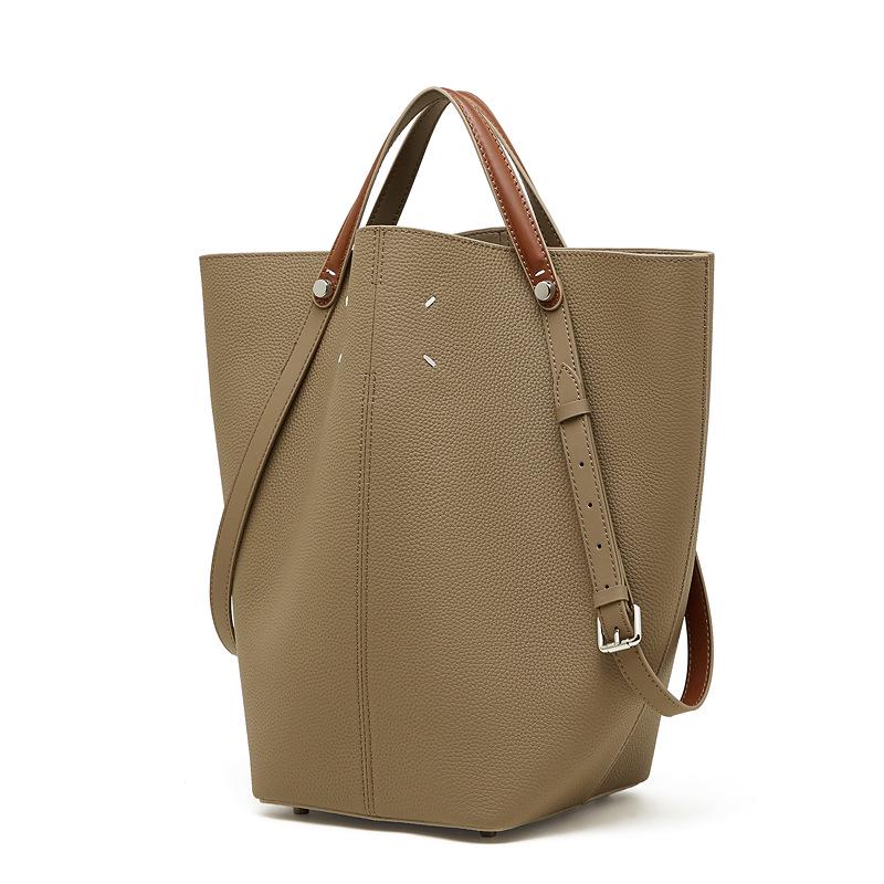 Women's Genuine Leather Tote - Large Capacity, High-End Niche Shoulder Handbag