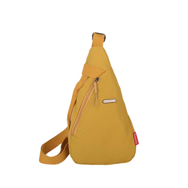 Einfache einfarbige Umhängetasche aus Nylon für die Taille von Frauen mit Reißverschluss, weiche Brusttasche, multifunktional, lässig