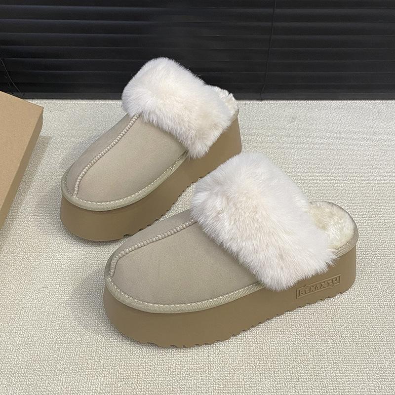 Женские зимние теплые ботинки большого размера с мягкой подкладкой нескользящие для улицы для пеших прогулок альпинизма спортивные хлопковые тапочки 35 2936₽