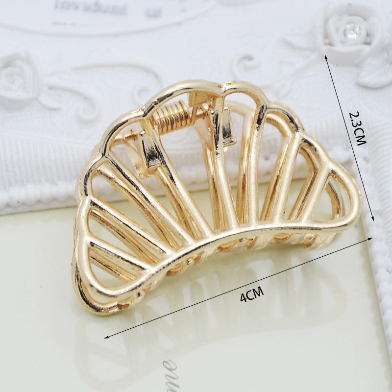 INS Minimalist Metal Claw Hairpin: Small & Medium Retro Hair Clip for European & American Styles, Korean Headwear