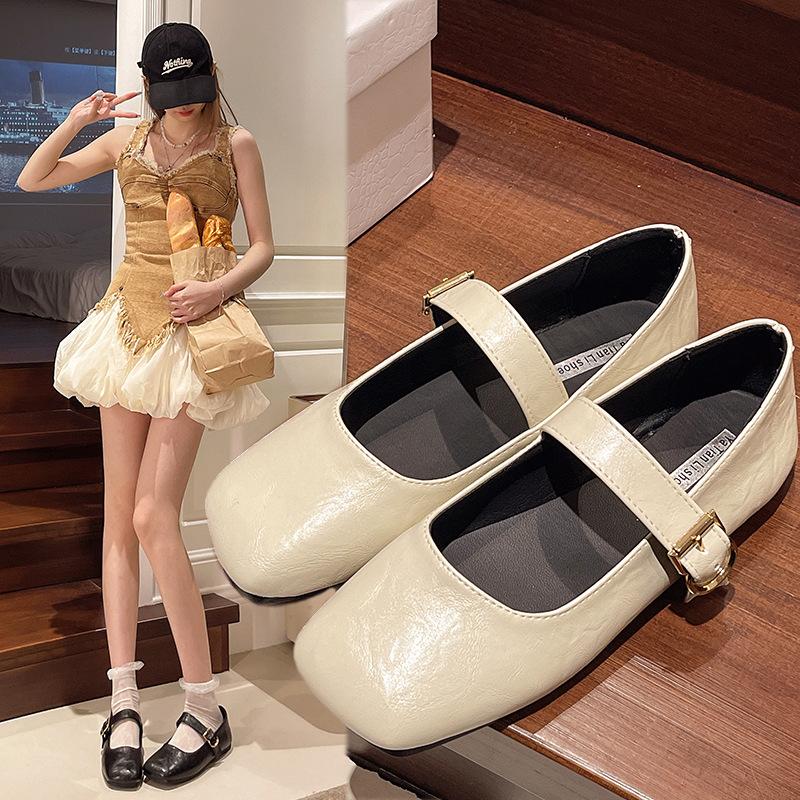 Soft-soled grandma shoes women's shoes spring new versatile one-word with low heel shallow mouth Mary Jane single shoes