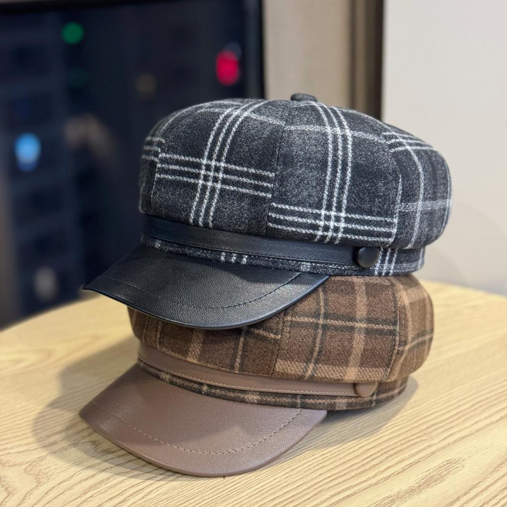 Red Plaid Woolen Octagonal Hat for Women in Autumn and Winter Korean Style Retro Beret New Retro Newsboy Hat Trend