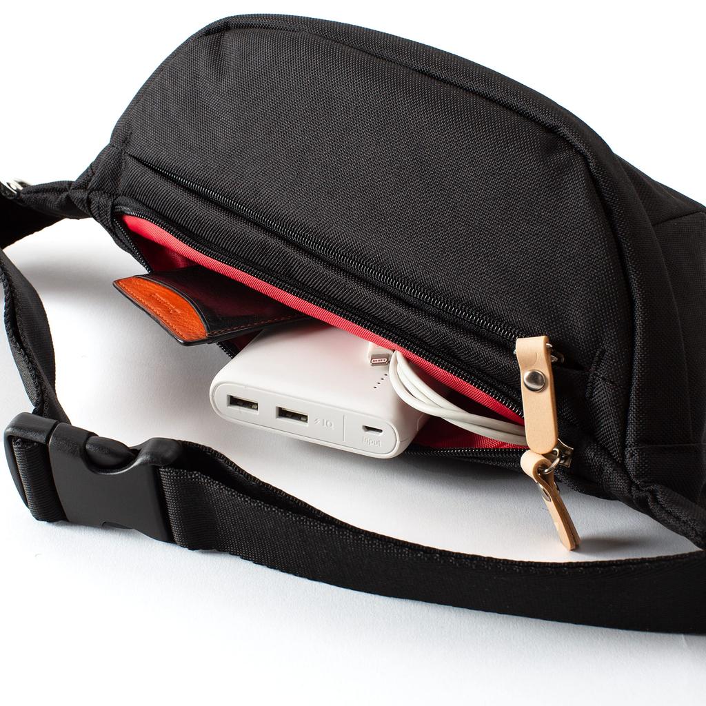 Made Body Bag Waist Bag Polyester Pocket Series [Heart Factory] FY-0630 (Brown)